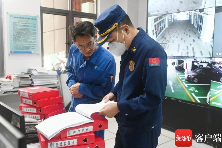 洋浦消防监督执法人员开展消防产品质量监督检查行动