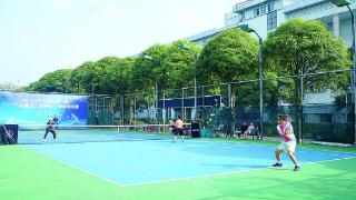 玉林近百名选手参加网球赛事