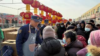 消防宣传“赶大集”，把消防知识装进“菜篮”里