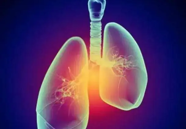 痰是肺的“报警器”？白痰、绿痰、黄痰、黑痰，分别代表着什么？