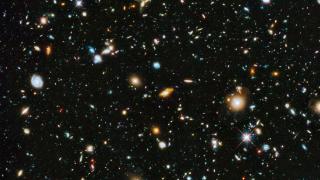 宇宙有2万亿个星系，却显得如此寂静，外星人在观察我们吗？