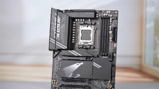 锐龙9000主流搭档！技嘉小雕X870 AORUS ELITE WIFI7图赏