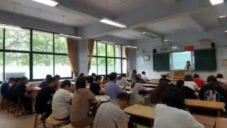 在交流中前进——济南市莱芜第一中学63级4级部组织开展教师交流会