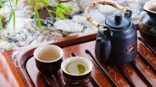 茶香中的情商：一杯茶如何拉近人与人之间的距离