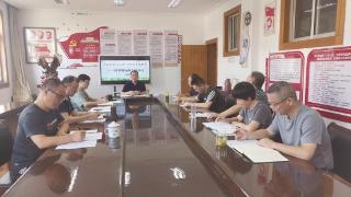 丹阳市折柳中心小学召开新学期行政工作会议