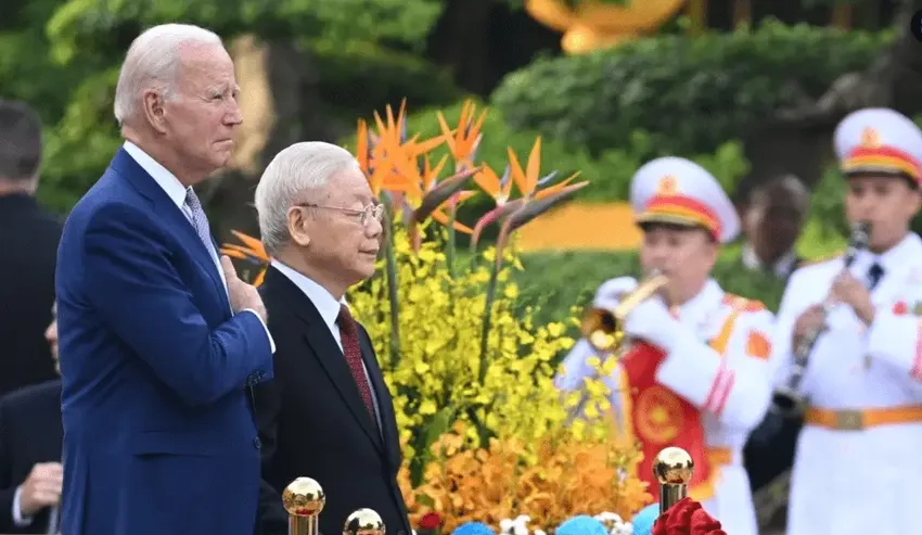 G20声明惹怒乌克兰，俄方警告奏效了，拜登访问越南令印尼很不爽