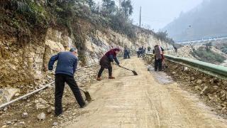 村民自发清理道路！仁怀喜头镇扮靓康庄大道