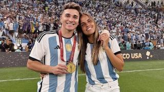 阿根廷球迷请愿阿尔瓦雷斯换女友 已有2万人签名