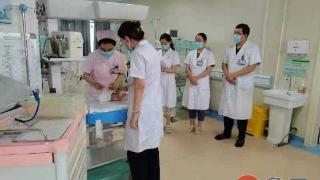 枣庄市卫健委来薛城区人民医院检查妇幼健康工作