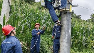 南方电网首个配电自动化全自愈的少数民族自治州配电网在黔西南州建成