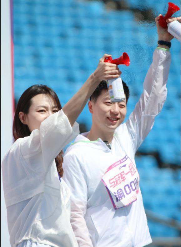 奥运冠军马龙的超级迷妹石川佳纯突然退役！马龙冲上热搜！
