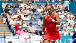 看见亚运丨郑钦文、朱琳会师决赛 中国队提前包揽网球女单冠亚军