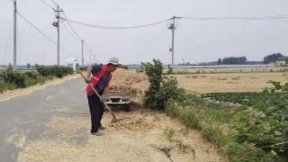 莒南县道口镇：全面清理清运小麦秸秆，着力改善农村人居环境