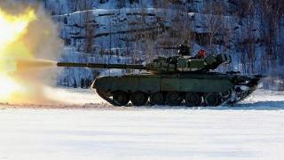 俄营长：T-80BV坦克在特别军事行动区的表现证实了其有效性