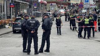 德国警方称汉堡市袭击者遭警察枪击后并未死亡