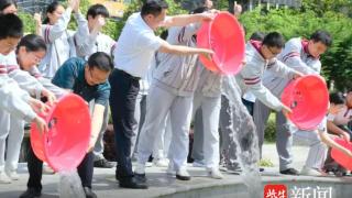倒计时1天，南京一中为高三学子准备了定胜“糕粽”，看看吧