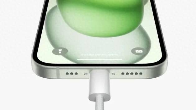 苹果确认iPhone 15配备USB Type-C充电接口