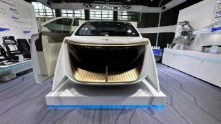 2022广州车展一汽富维概念车亮相，采用非常规设计思路