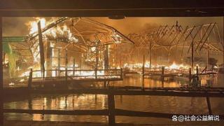 泰国芭堤雅四方水上市场发生严重火灾