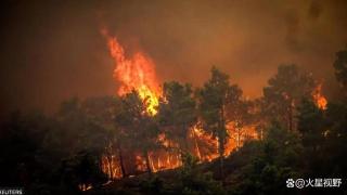 希腊火灾：随着火势蔓延，数千人正在逃离罗德岛的房屋和酒店
