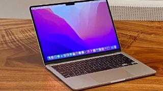 OLED版MacBook Pro不能如约而至