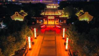中秋之夜，江城节日氛围浓厚