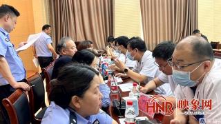 南阳市中心医院“名医服务暖警心 健康守护零距离”义诊活动