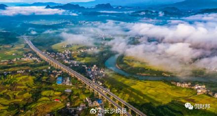 邵阳县白新高速预计明天通车，设计时速100公里