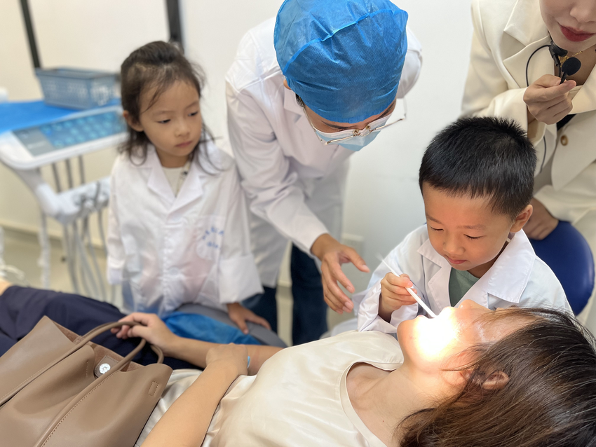 济南市历下区育德幼儿园开展医教携手爱牙行动
