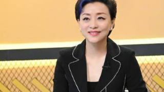 杨澜的儿女都已长大，结婚26年丈夫颇有背景，孩子的名字很霸气